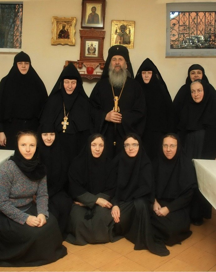 Архиепископ Феодосий совершил Божественную литургию в Березвечском женском монастыре