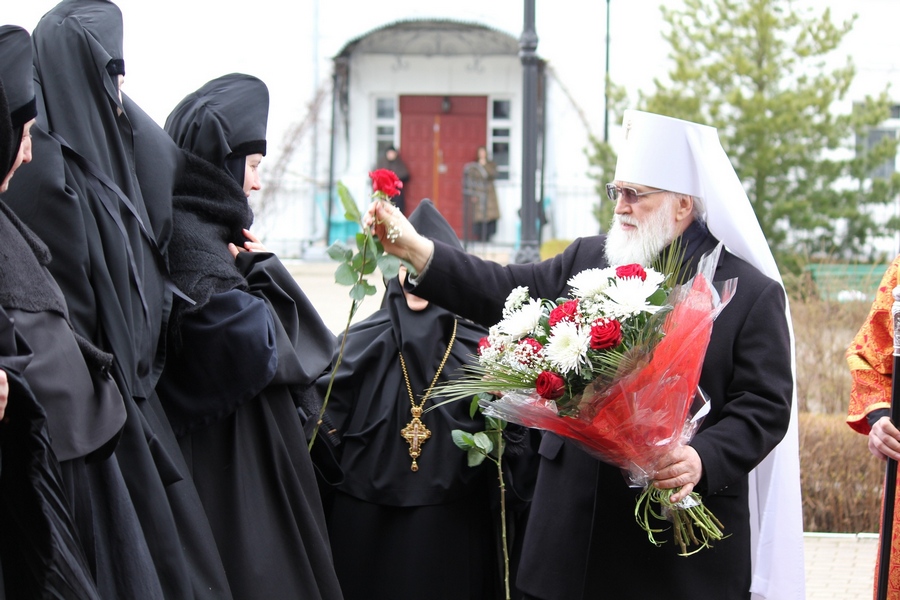 Патриарший Экзарх всея Беларуси совершил Божественную Литургию в Спасо-Евфросиниевском монастыре