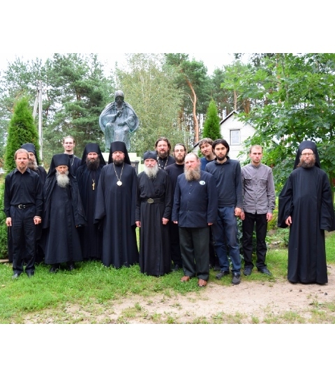 Председатель Синодального отдела по монашеству епископ Порфирий посетил Свято-Елисеевский Лавришевский мужской монастырь