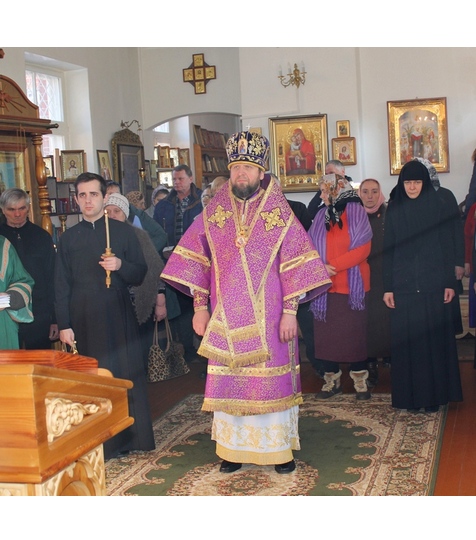 В субботу Недели 3-й Великого поста, Крестопоклонной епископ Порфирий посетил Свято-Пантелеимоновский женский монастырь города Браслава