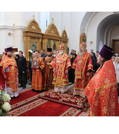 Патриарший Экзарх всея Беларуси в пятницу Светлой седмицы, 13 апреля 2018 года, совершил Божественную Литургию в Спасо-Евфросиниевском монастыре города Полоцка