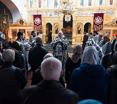 Архиепископ Гомельский и Жлобинский Стефан совершил последнюю в Великом посту Пассию в Никольском монастыре Гомеля