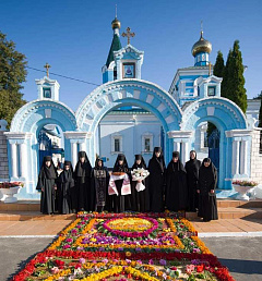 9 сентября в Иоанно-Кормянском женском монастыре молитвенно почтили память святого праведного Иоанна Кормянского