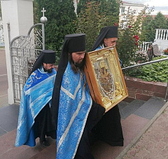 Из Юровичского монастыря в Мозырь принесена святыня Полесского края — икона Божией Матери, именуемая «Юровичская-Милосердная»