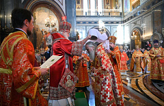 Святейший Патриарх Кирилл возвел в сан митрополита архиепископа Каширского Феогноста