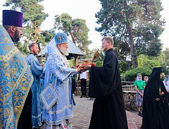 Архиепископ Брестский Иоанн совершил всенощное бдение на Никольском подворье Вежное Брестского женского монастыря