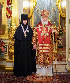 В день памяти блаженной Матроны Московской Святейший Патриарх Кирилл совершил Литургию в Покровском монастыре Москвы [+ВИДЕО]