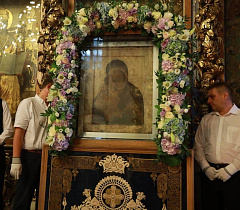 В Донской монастырь принесена чудотворная икона Божией Матери – Покровительницы обители
