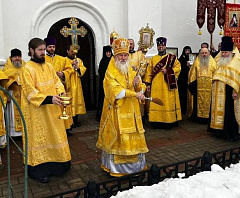 Архиепископ Софроний возглавил престольное торжество в Никольском женском монастыре Могилева