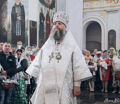 В праздник Преображения Господня в Жировичском монастыре архиепископ Гурий совершил Божественную литургию