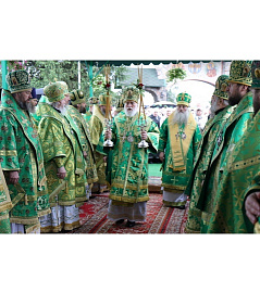 В день памяти преподобномученика Афанасия Брестского епископ  Порфирий принял участие в богослужении в Афанасьевском монастыре 