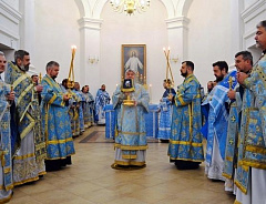 13 сентября, в праздник Юровичской иконы Богоматери, епископ Леонид возглавил Божественную литургию в Юровичском мужском монастыре [+ВИДЕО]