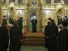В Иосифо-Волоцком монастыре молитвенно почтили память обретения мощей святого [+ВИДЕО]