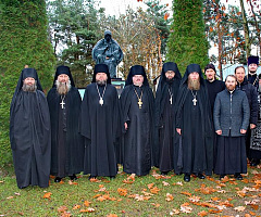 Председатель Синодального отдела по монастырям БПЦ епископ Порфирий посетил Елисеевский Лавришевский мужской монастырь Новогрудской епархии