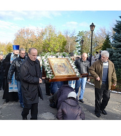 Крестный ход с Юровичской иконой Божией Матери по городу Калинковичи