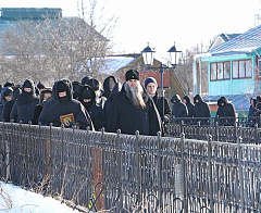 Первую неделю Великого поста с сестрами Серафимо-Дивеевского монастыря молится правящий архиерей