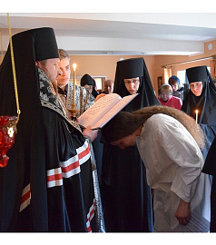 Епископ Порфирий совершил монашеский постриг на Архиерейском подворье в честь преподобного Паисия Святогорца деревни Ольжево