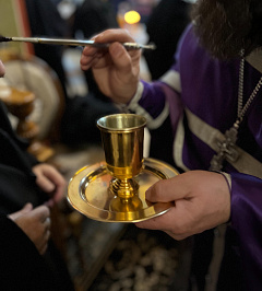 9 апреля в Барколабовском женском монастыре совершили Таинство Елеосвящения