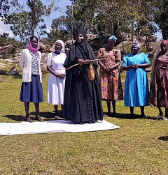 Первая монахиня Патриаршего экзархата Африки Матрона (Джепчирчир) встретилась с духовенством и прихожанами РПЦ в Кении