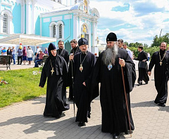 Патриарший Экзарх всея Беларуси посетил Свято-Троицкий Серафимо-Дивеевский монастырь
