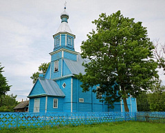 Братия Лавришевской обители отметила престольный праздник Успенской церкви деревни Лавришево