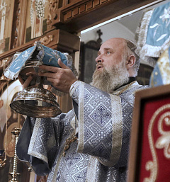 В праздник Благовещения архиепископ Иоанн возглавил богослужение в Рождество-Богородицком женском монастыре Брестской крепости