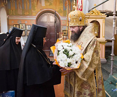 6 октября наместника Никольского монастыря города Гомеля поздравили с годовщиной архиерейской хиротонии