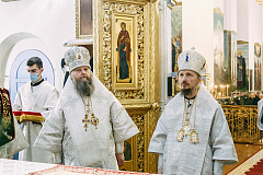 В день памяти первомученика Стефана Патриарший Экзарх совершил Литургию в Успенском соборе Жировичского монастыря