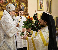 Епископ Туровский Леонид поздравил наместника Юровичского монастыря игумена Авксентия (Абражея) с днем рождения