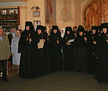 4-Свято-Никольский женский монастырь Могилевской епархии 9 апреля 2016 года посетил Председатель синодального отдела по монастырям